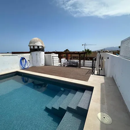 Atico Duplex Con Piscina Privada, Solarium Y Barbacoa Apartamento